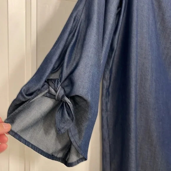 Charli London Off the Shoulder Dress - Picture 2 of 10